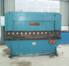 潛江華泰鋼構(gòu)折彎機(jī)